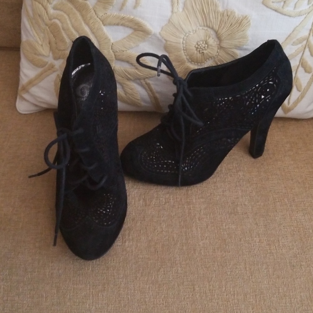 Spectator Shoes